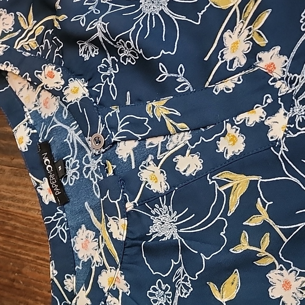 Paper Moon Blouse - Picture 2 of 4